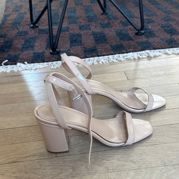 Urban Outfitters Nude Strappy Heels - Picture 4 of 5